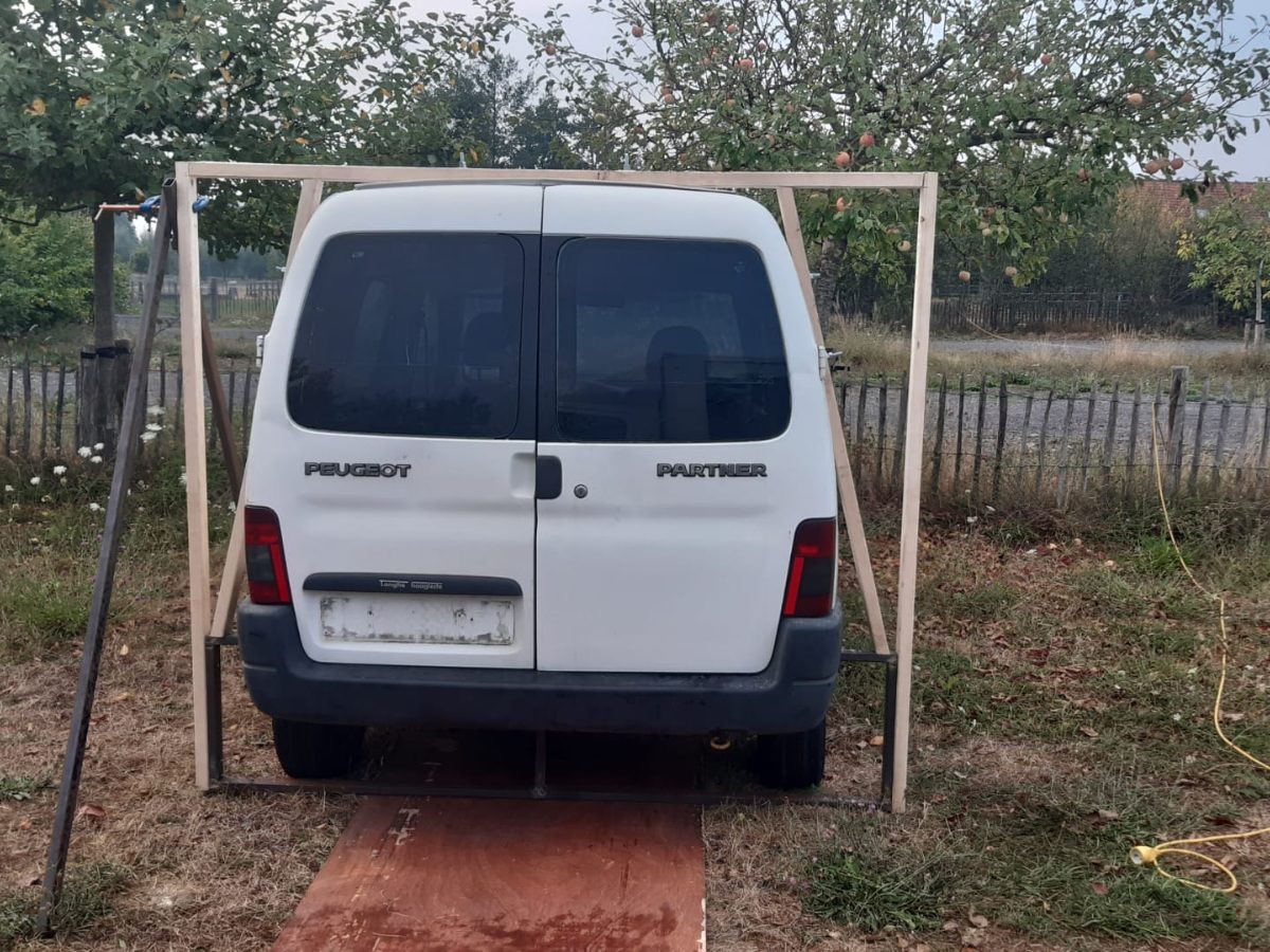 Een halve bestelwagen